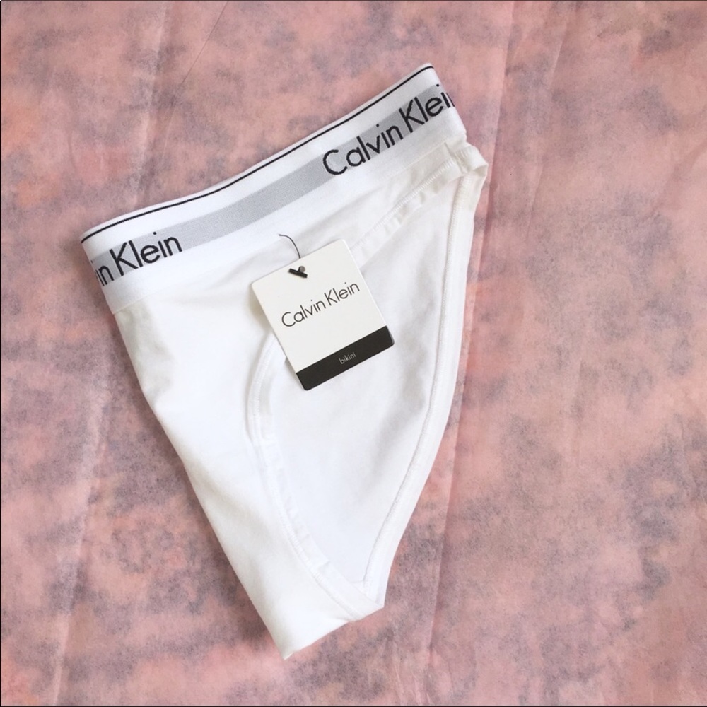 Calvin Klein Modern Cotton Matching Bra & Panty - Picture 3 of 7
